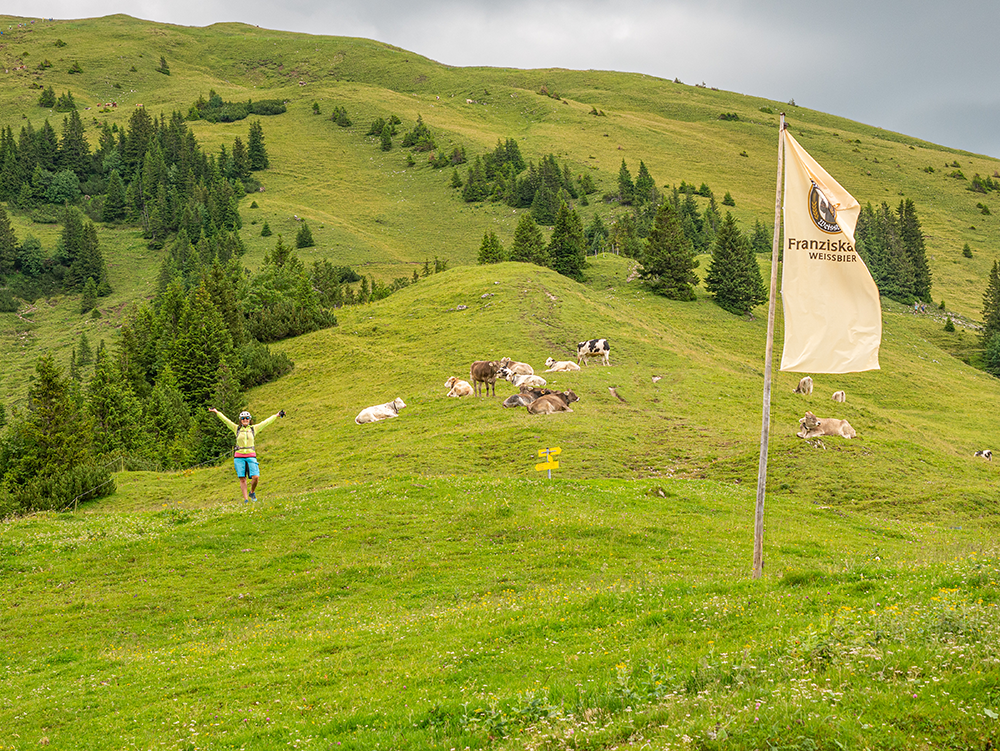 Frau Bergschoen Tannheimer Tal Nesselwängle Krinnenalpe